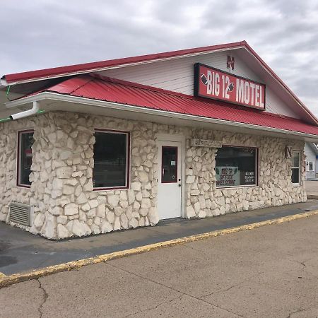 Big 12 Motel Broken Bow Buitenkant foto