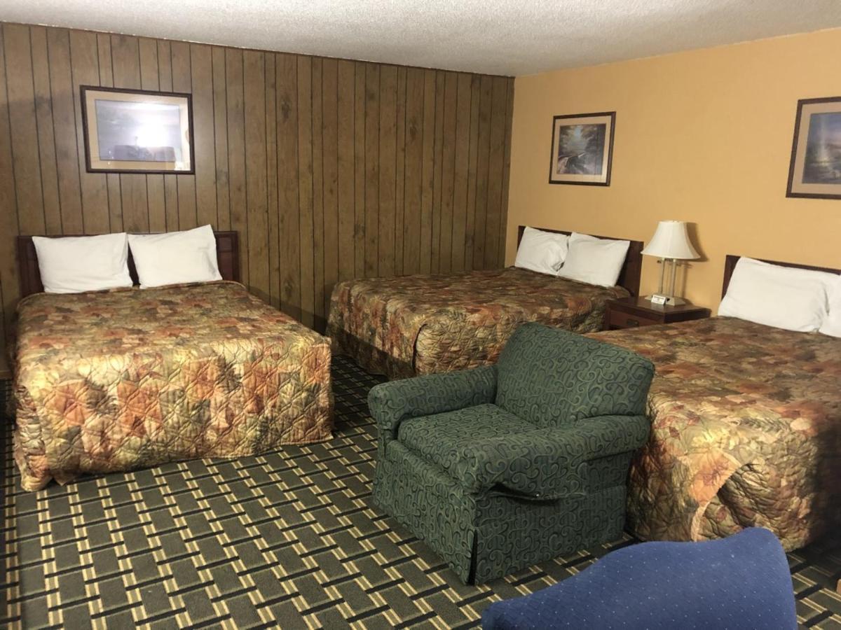 Big 12 Motel Broken Bow Buitenkant foto